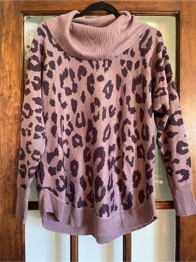 Liz Claiborne Mauve and Plum Leopard Cowl Neck Sweater